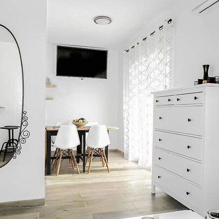 Apartment With Terrace And Free Parking - Beach Nearby Split Eksteriør bilde