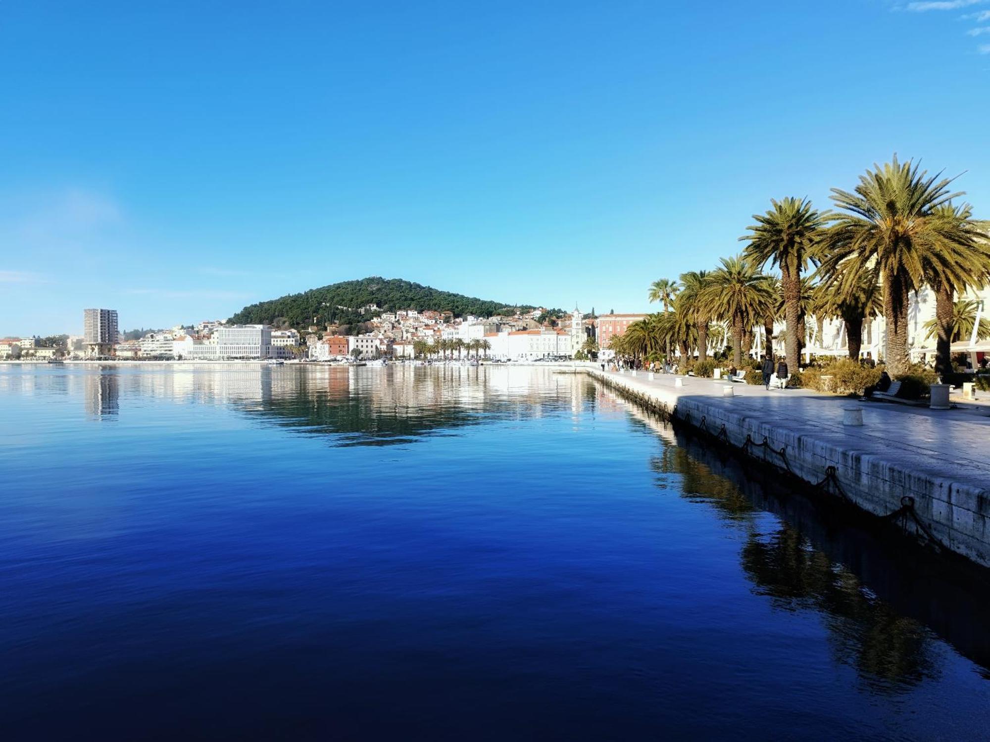 Apartment With Terrace And Free Parking - Beach Nearby Split Eksteriør bilde