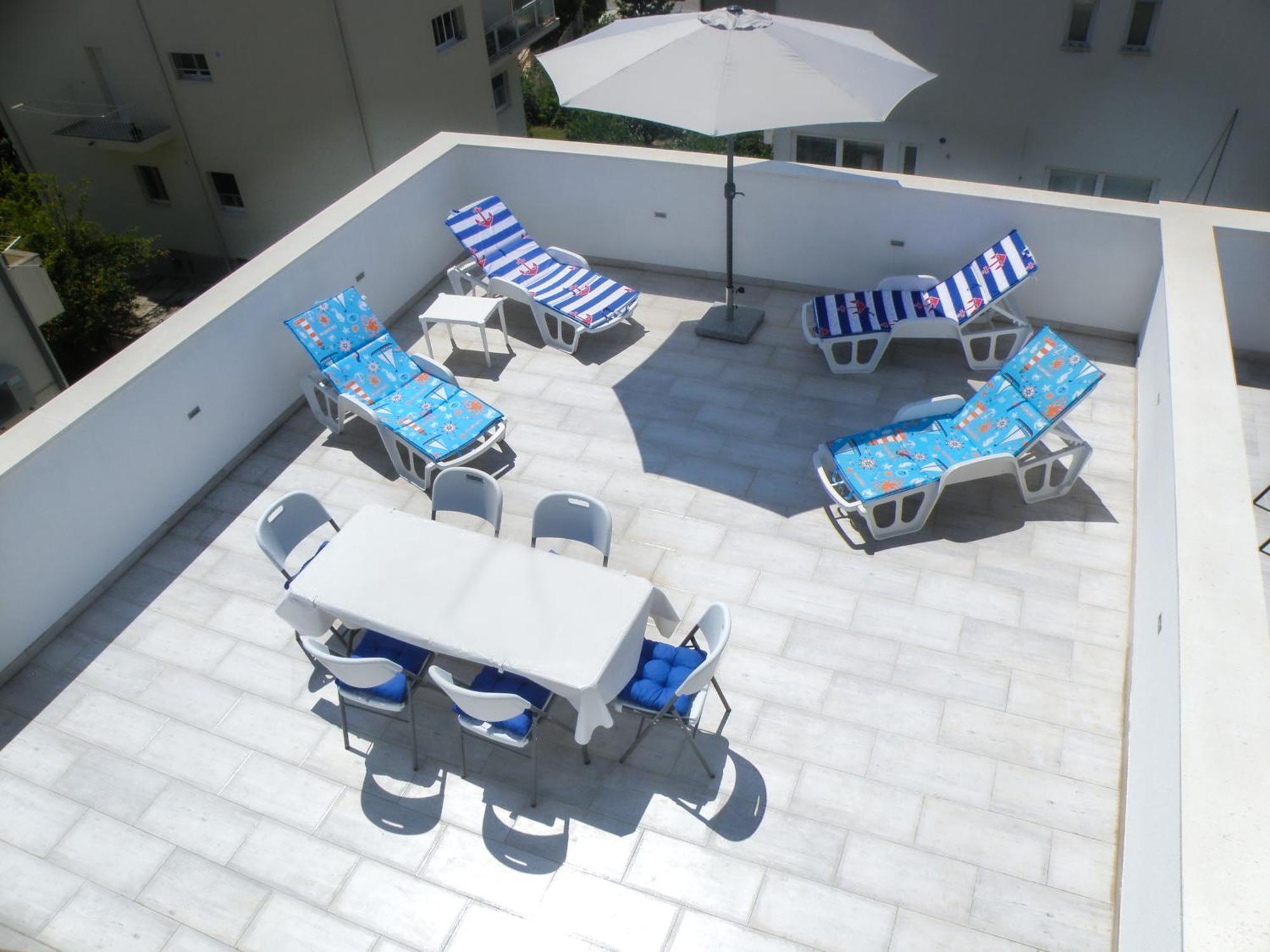Apartment With Terrace And Free Parking - Beach Nearby Split Eksteriør bilde